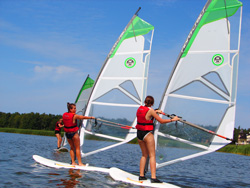 Ob&oacute;z windsurfingowy